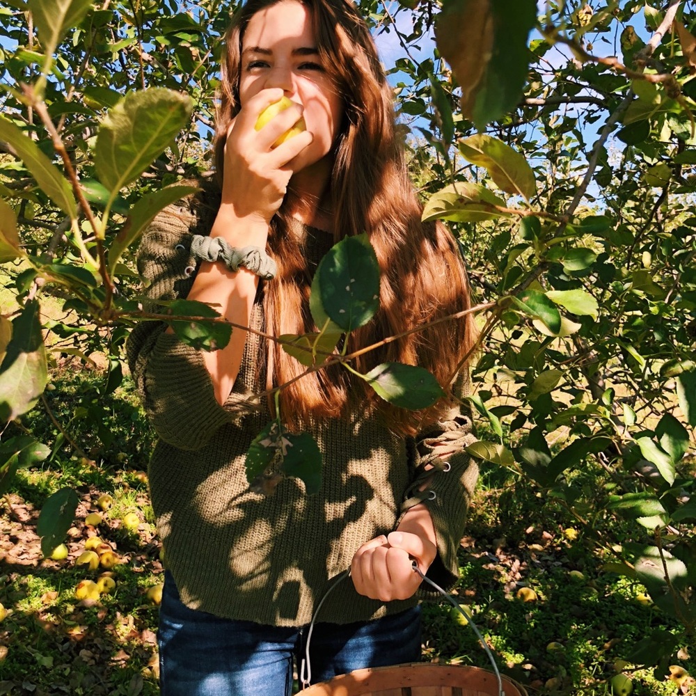 Meet your Posher, Aislin